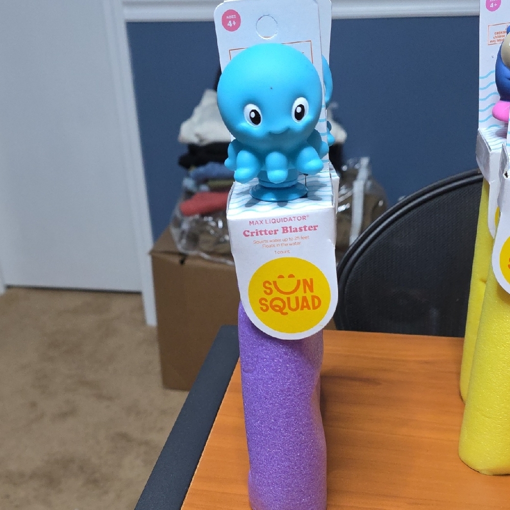 Sun Squad Aqua Octopus Water Blaster